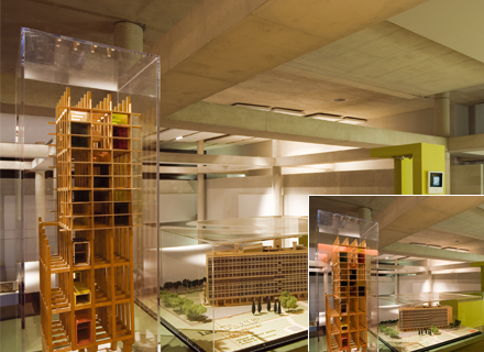 Effacement du reflet du flash dans la vitrine et reconstruction de la maquette